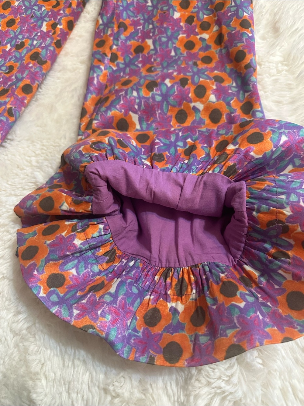 CeliaB Triha Floral High Rise Bell Crop Pants Ruffle Hem Size Medium - Picture 8 of 16